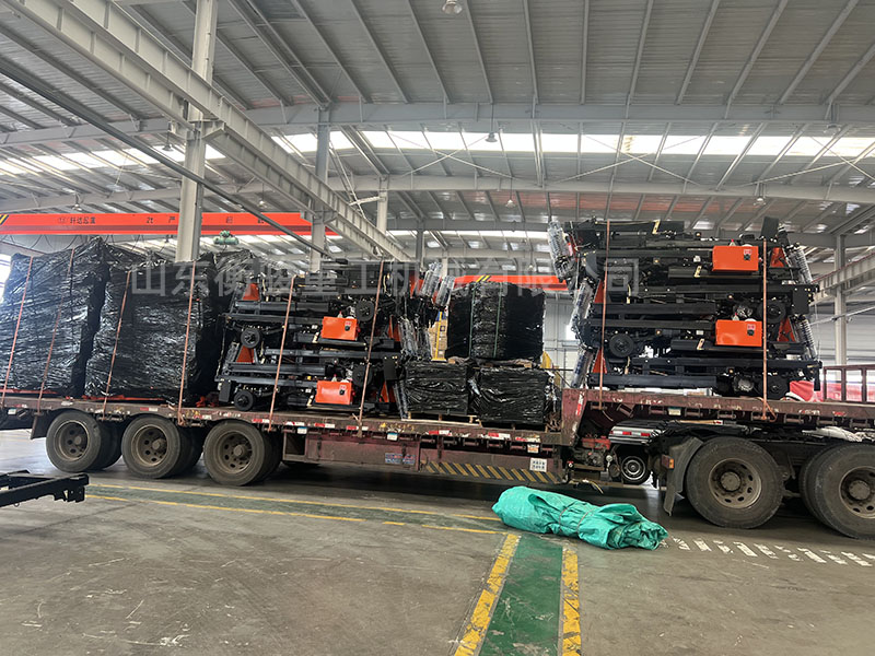  20臺柴油三輪車散件出口發貨